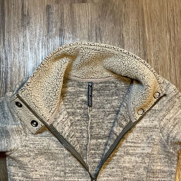 Kuhl Women's Alaska Long Sweater Jacket Gray Full Zip Knit Outdoor Fleece Small‎ - Picture 5 of 12